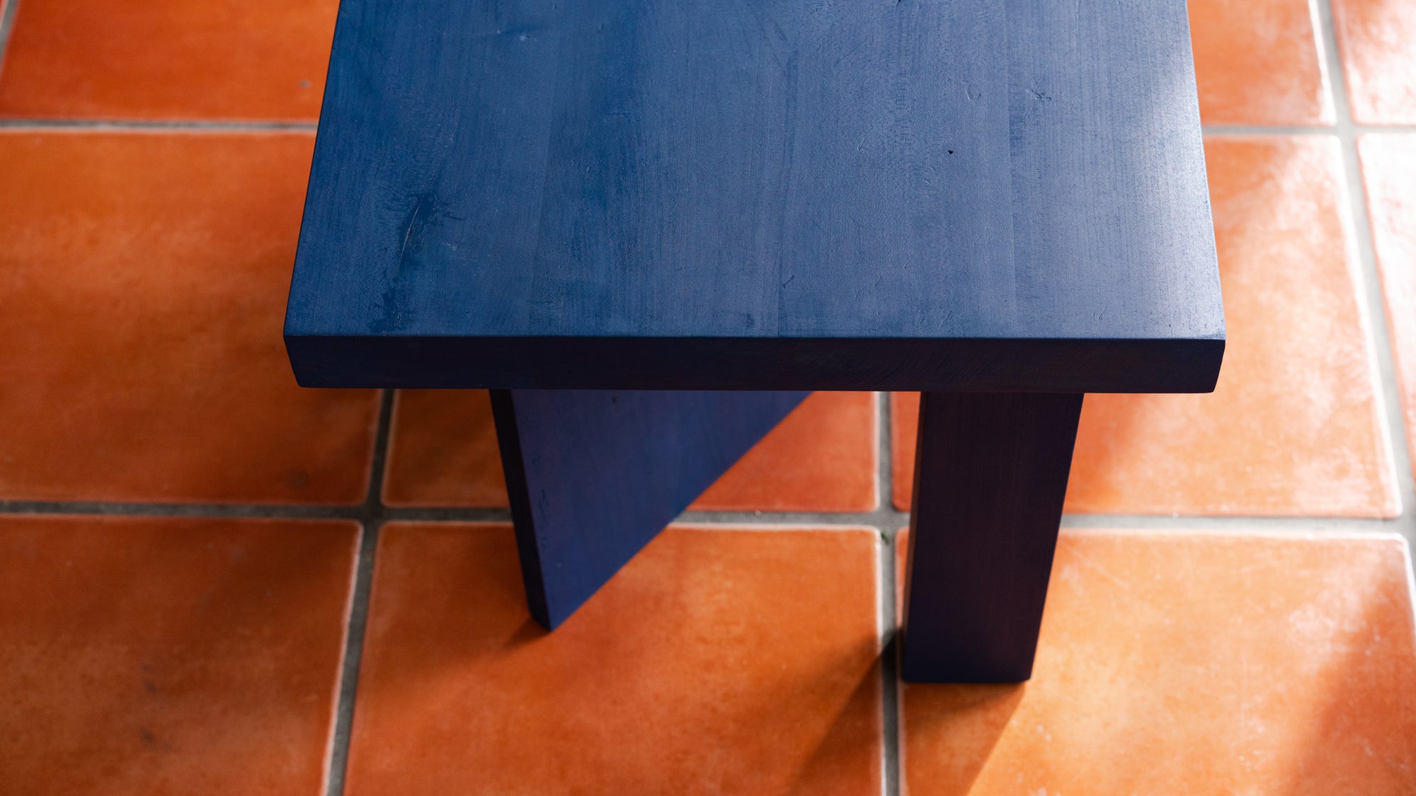 Waterfall side table volume 2